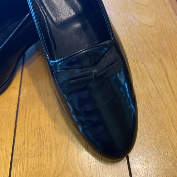 Adolfo - Picture 2 of 3